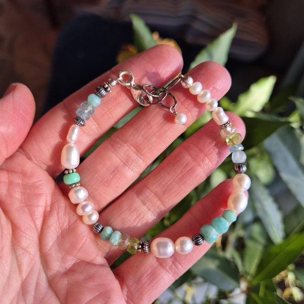 Pearls & Gems armbånd