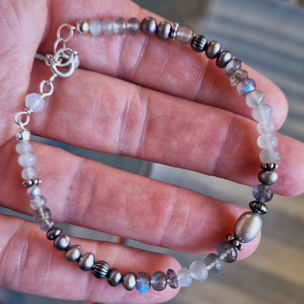 Grå Energiarmbånd (sølv)