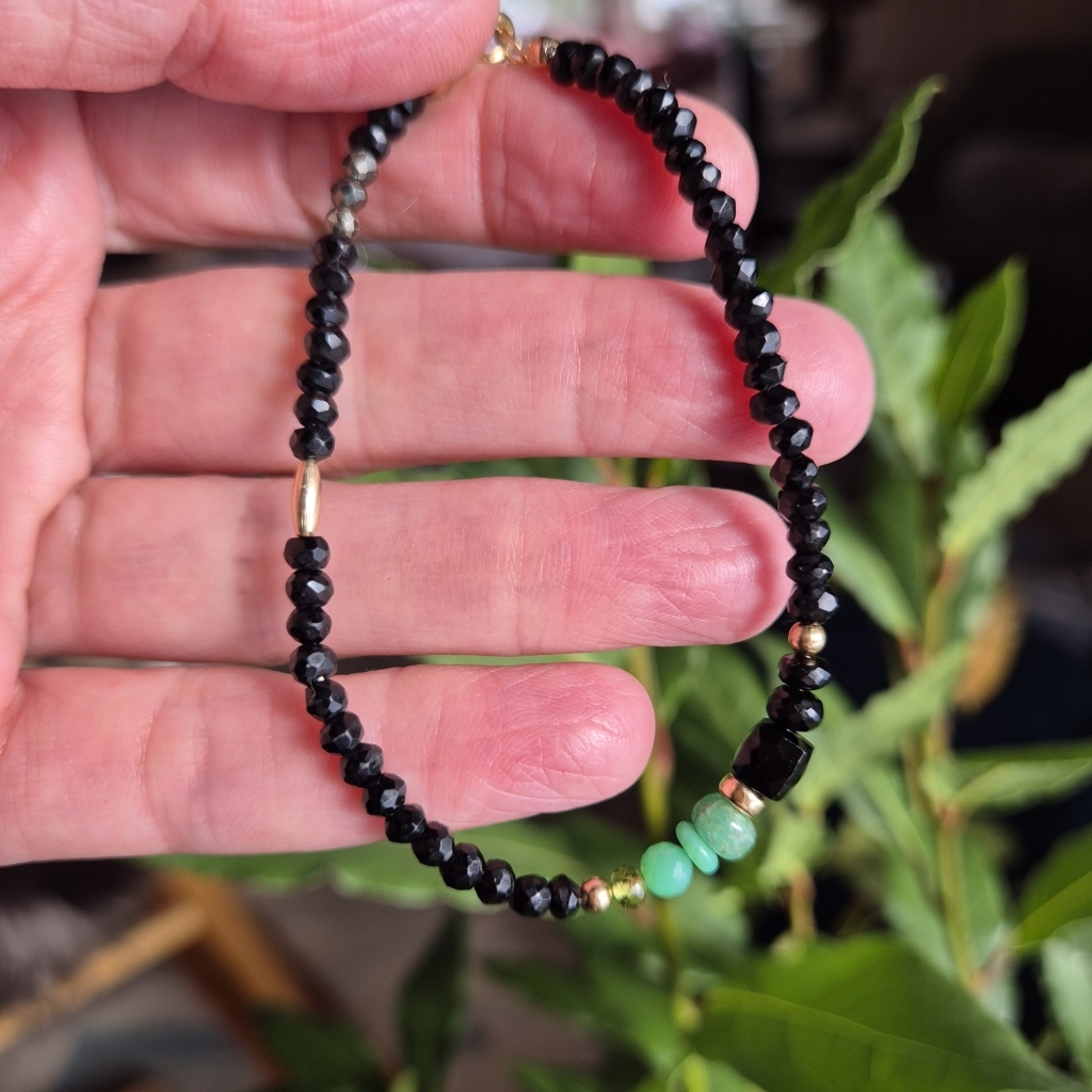 Svart Energiarmbånd